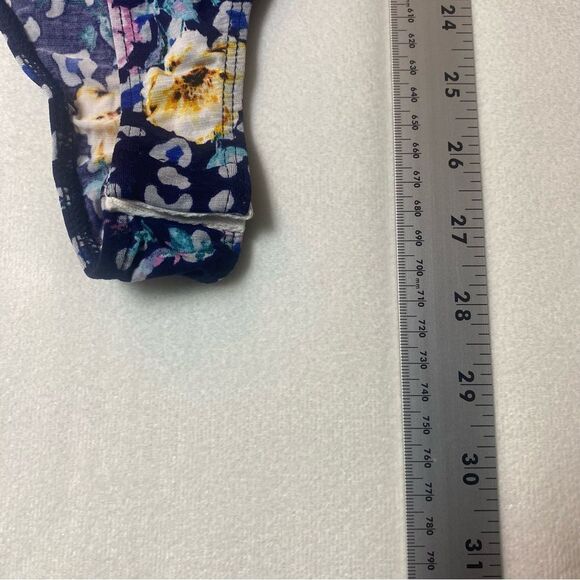 White Birch Blue/Floral Design Body Suit Size Medium - Picture 9 of 10